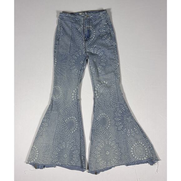 Free People Just Float On Flare Jeans Floral Paisley Bell Bottom Wide Leg Sz 27 - Picture 2 of 10